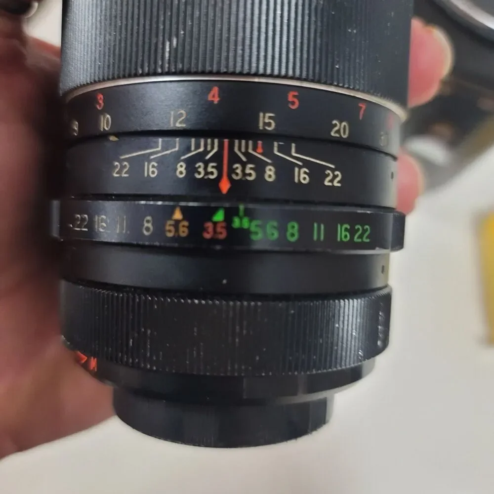 Vivitar 135mm f2.8 Auto MF Telephoto Portrait M42 Screw Mount Lens No. 378003178